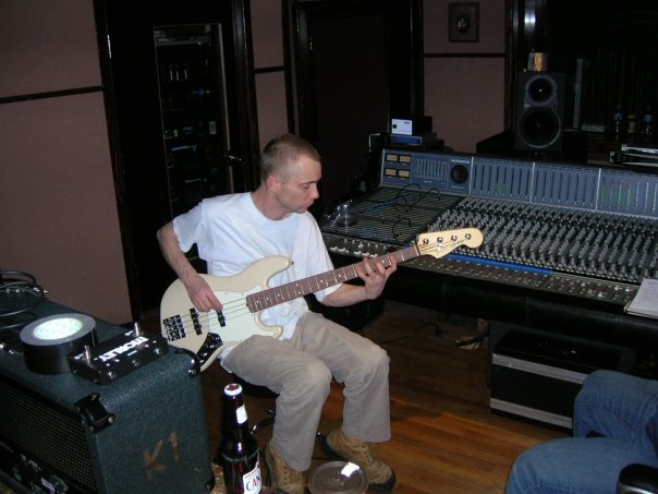 Thomas in studio